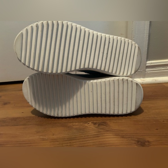 Torrid Chunky Lace-Up Sneakers - Picture 6 of 7